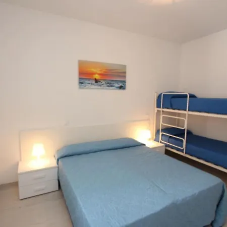 Villa Wonderful With Terrace And Garden - By Beahost Bibione